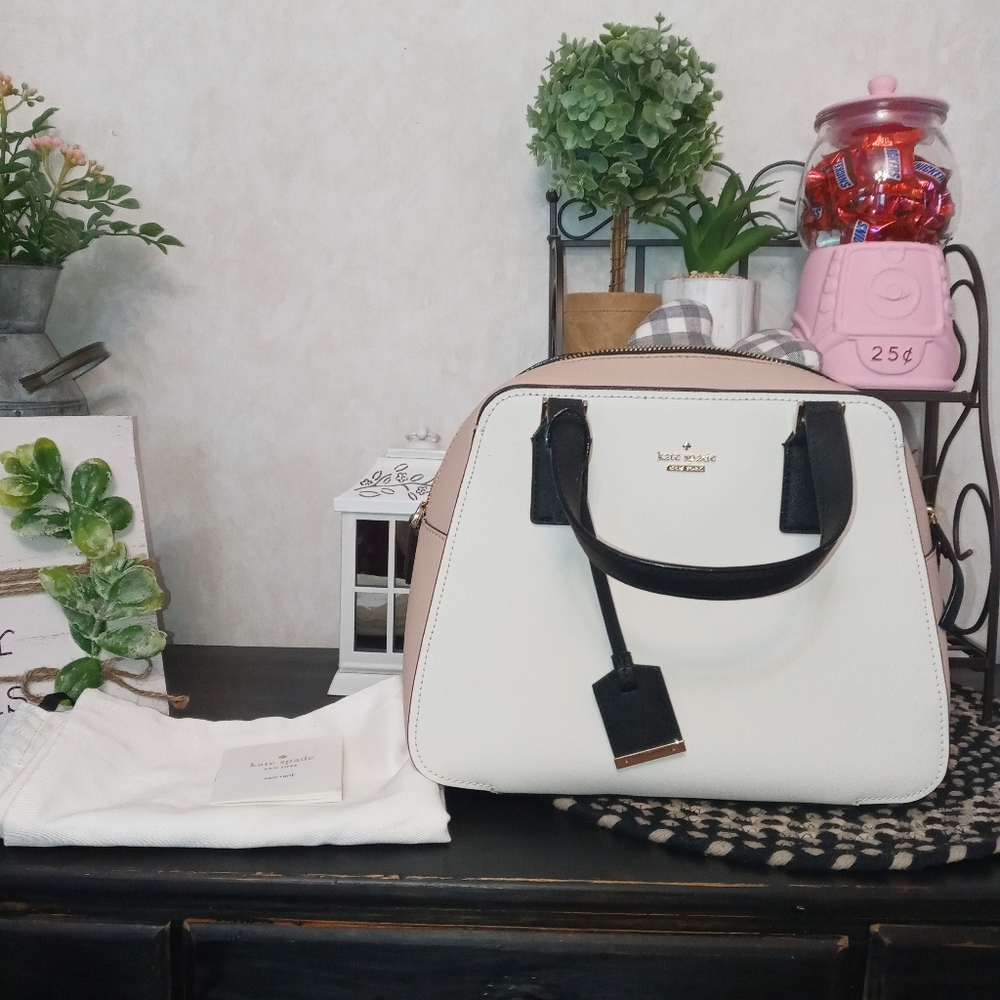 Beautiful Kate Spade Purse